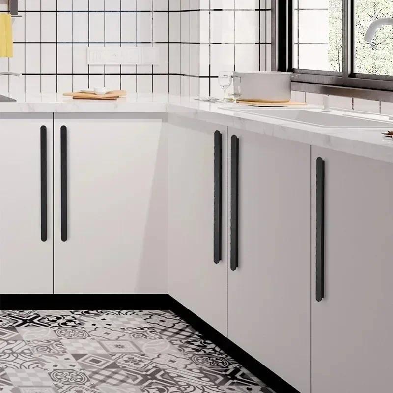 Dresser เฟอร์นิเจอร์ดึงอลูมิเนียม T Bar ลิ้นชักห้องครัวโมเดิร์นสีดํา Golden เฟอร์นิเจอร์จับตู้ Knob