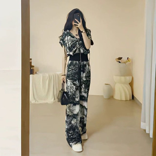 FADFAD|Setelan|Dua|Potong|Motif|Cetak|Unik|Ritsleting|Lengan|Pendek|Celana|Panjang|Kaki|Lebar|Wanita|One|Set|Kulot|Zipper|Atasan|Baju|Pakaian|Korea|Kasual|Import|Premium|Kekinian|OOTD|Modis|Cantik|Terbaru|Perempuan