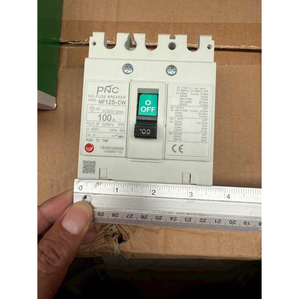 Nf-250 3p. 250a.  1450 Nf-125 3p 125a  เบรคเกอร์ Nf-250 3p. 250a.  1450 Nf-125 3p 125a   ร้านในไทย