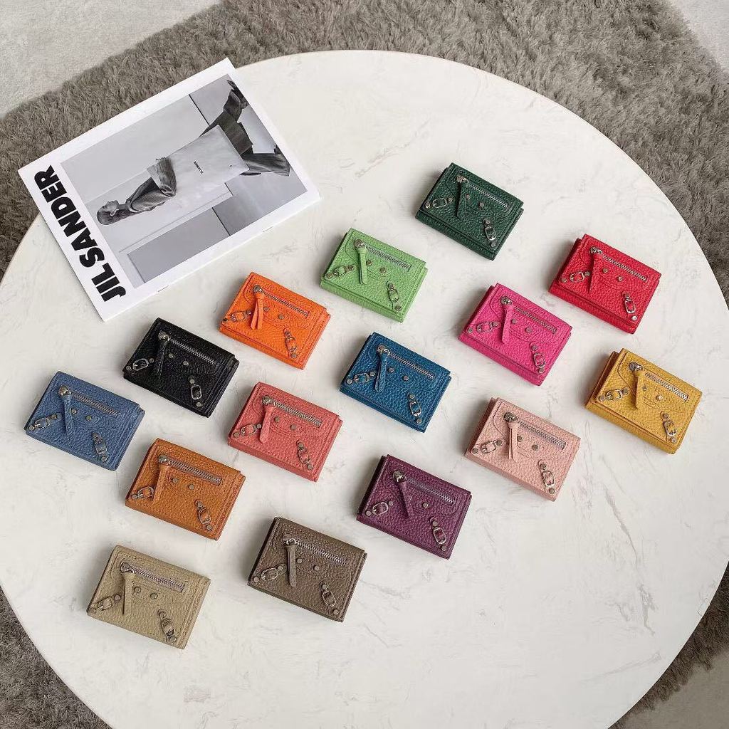 perota brand กระเป๋าสตางค์ผู้หญิงแบบสั้นหนังแท้แบบใหม่2025กระเป๋าใส่เหรียญสามพับมัลติฟังก์ชั่นพร้อมห