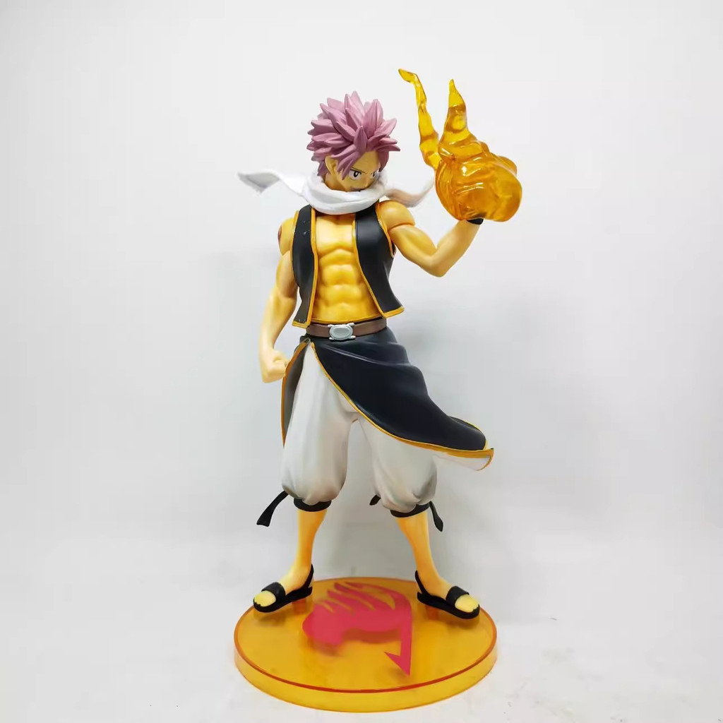 พร้อมสต็อก Fairy Tail Naz Atris Fire Dragon Doragnier เครื่องประดับรุ่น Boxed Figure