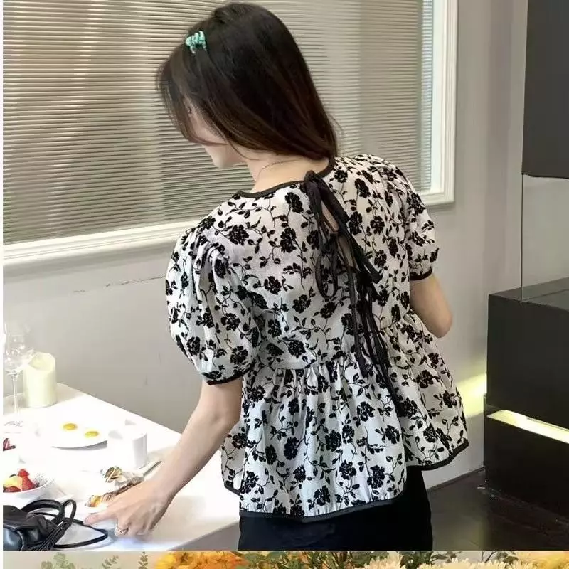 Dahong W682 เสื้อแขนสั้นลายดอกไม้ คอกลม ทรงหลวม thumbnail 8