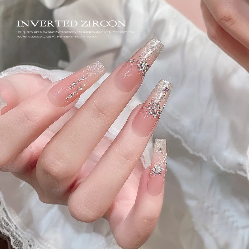1.5 * 3 เพชรเกล็ดหิมะรูปเพชรแต่งเล็บเพชรเครื่องประดับ 50 เกล็ดหิมะเพชร Mini Chamfered Zircon เล็บเพชร ราคา ถูกที่สุด ดีลบีเคเค แกลเลอรีภาพที่ 3