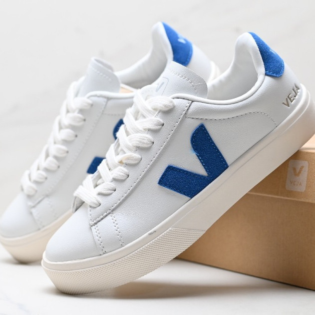 Veja Leather Extra sneakers Classic White sneakers White Blue
