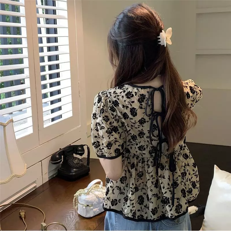 Chili Koko เสื้อเบลาส์แขนพอง ลายดอกไม้สไตล์ฝรั่งเศส ผูกหลัง W682 thumbnail 4
