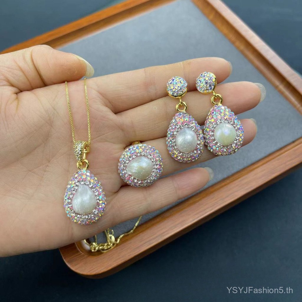 ชุดพีช มุกบาร็อคธรรมชาติ สามชิ้น