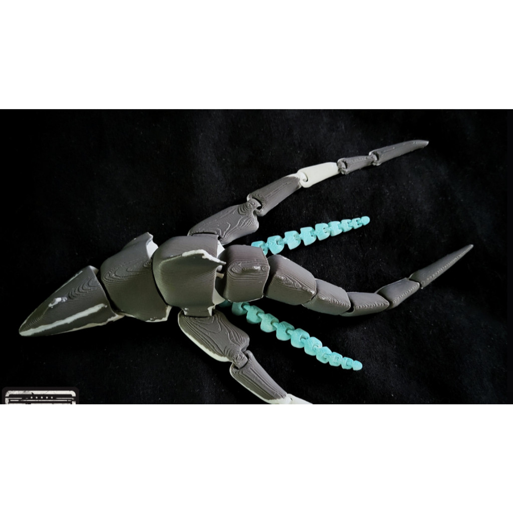 Articulated Shark SubnauticaSQUID – รูปสัตว์ประหลาดทะเลแบบประกบทําจากพลาสติกระดับพรีเมียม
