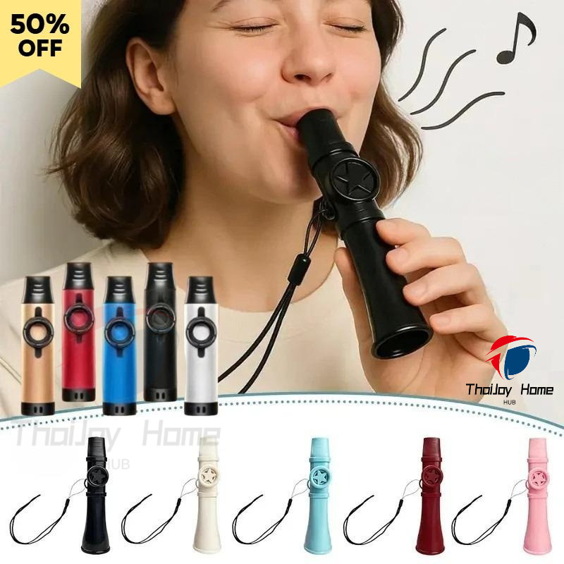 Kazoo เครื่องดนตรีเรียนง่าย Kazoo Guitar อูคูเลเล่ ง่ายต่อการพกพา ด้วยเชือก บรรจุภัณฑ์กล่องกระดาษ ของขวัญที่ยอดเยี่ยมสำหรับงานปาร์ตี้การเดินทางสำหรับผู้