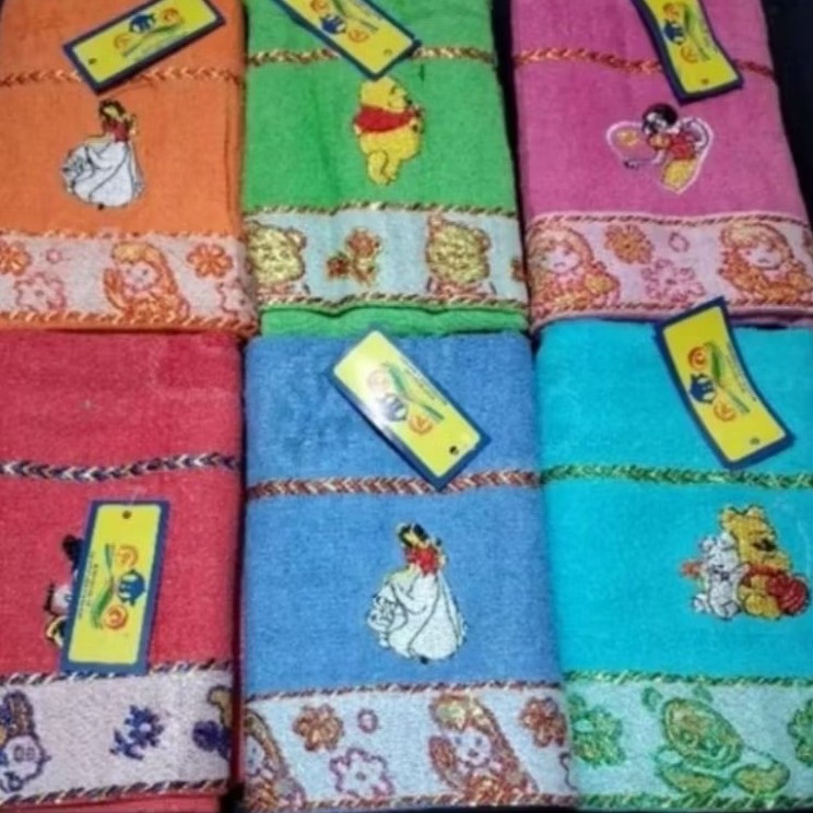 SMALL COLORFUL PRINCESS TOWEL/FACE TOWEL