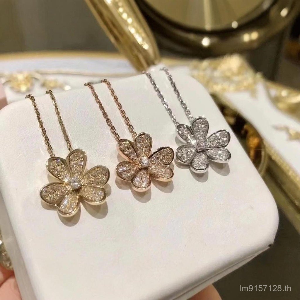 18k Gold Petal Clover วัสดุใหม่จี้ v Full Diamond Chain ขนาดใหญ่หญิง Rose Gold 2024 Gold-Plated สร้อ