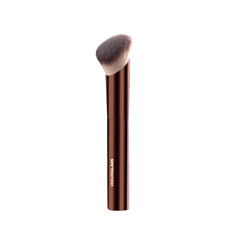 H HG Long Handle Oblique Foundation Brush แปรงคอนซีลเลอร์ แปรงแต่งหน้า HOURGLASS อย่างเป็นทางการ