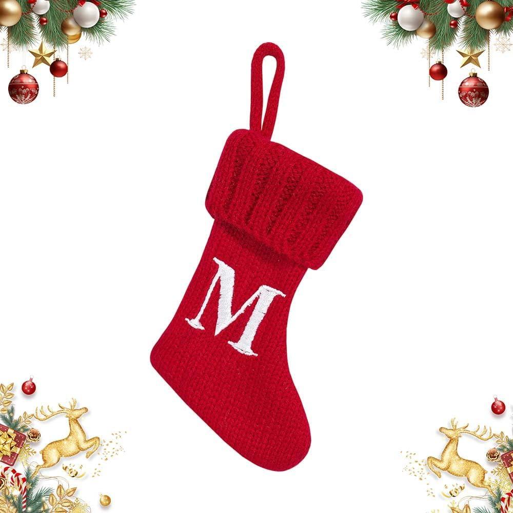 ถุงน่องคริสต์มาสถักลายตัวอักษร Christmas Stocking สีแดง สำหรับแขวนเตาผิง ต้นคริสต์มาส เด็ก ผู้ใหญ่ ส