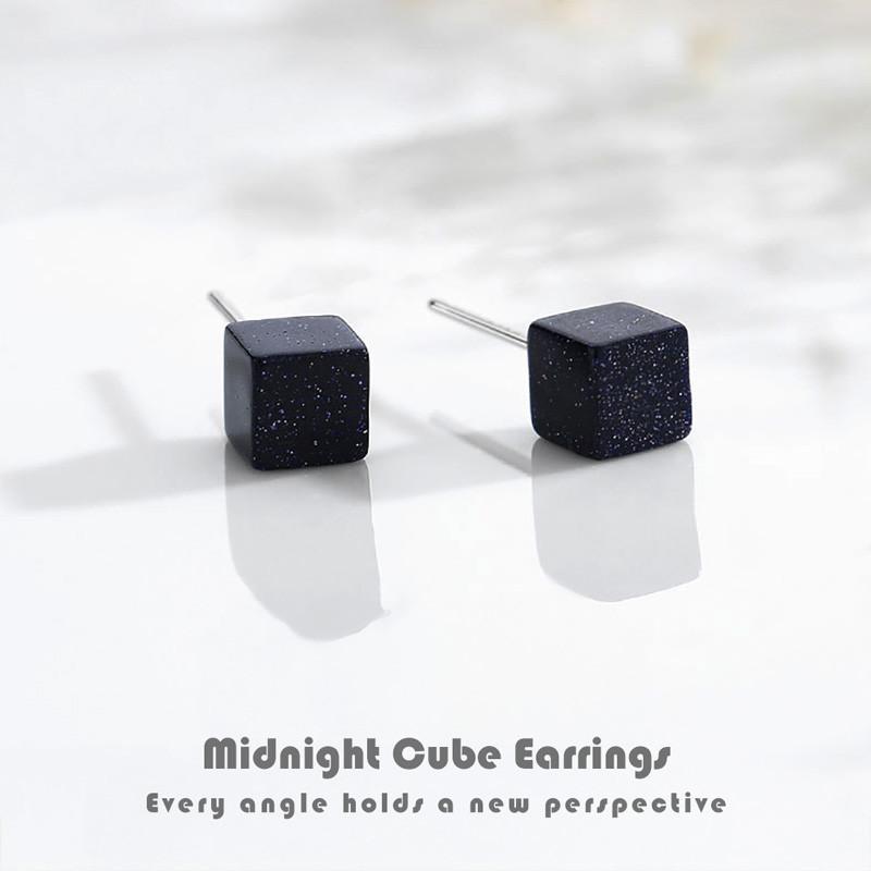Midnight Cube Earrings ต่างหูเงินแท้ S925 [MERCELO]