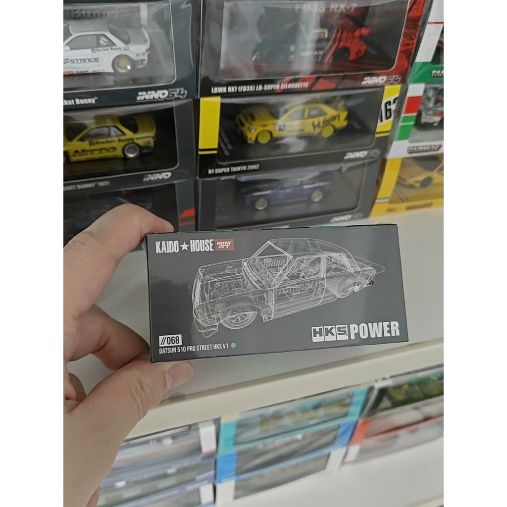 KAIDO HOUSE x MINIGT เบอร์ 068 Dartsan 510 Pro Street HKS เคลือบ, โมเดลรถโลหะผสม 1/64, ตัวเครื่องสีด
