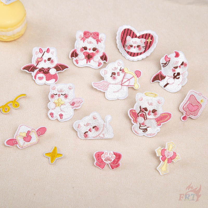 แผ่นแปะสติกเกอร์มีกาวในตัวสำหรับแมว สีขาวหวาน ขนาด 1 ชิ้น ใช้งานได้ทั้งทำป้ายเสื้อผ้าและงานฝีมือ
