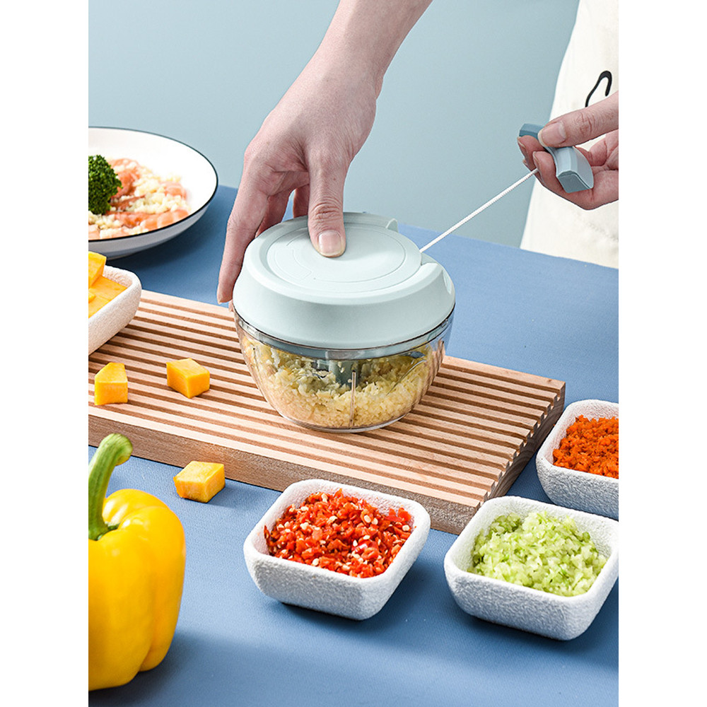 เครื่องทําอาหารขนาดเล็กแบบพกพาสับกระเทียมเครื่องมือที่มีประโยชน์คู่มือสับกระเทียมเครื่องหัวหอมขิงกระ