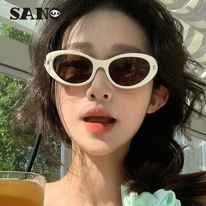 แว่นกันแดด Cat Eye ทรงรีระดับไฮเอนด์ ออกแบบตามแฟชั่นเกาหลี มีระบบป้องกันรังสียูวี และดีไซน์ย้อนยุค