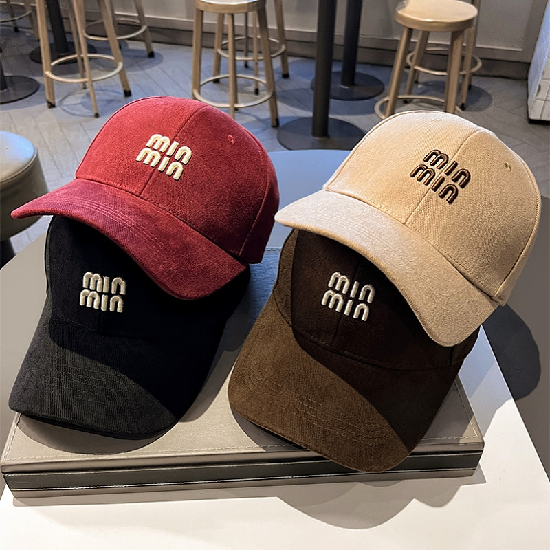 Miss_J พร้อมส่งจากกทม🎀หมวกเบสบอลทรงเกาหลี ปักตัวอักษร กระชับหน้า แข็งทนทาน กันแดด สวมใส่ได้กับทุกสไตล์