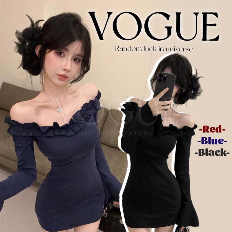 Vogue🌟พร้อมส่ง🌟 ชุดเดรส เปิดไหล่ แขนยาว ดีเทลแต่งหยักๆสีพื้นเรียบหรู (FY2993)