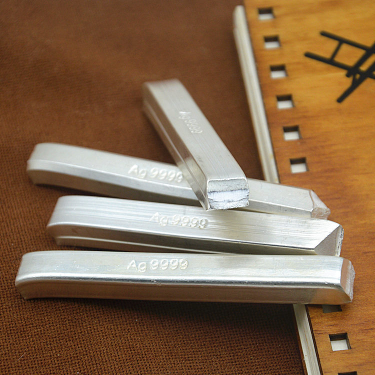 เอจี999 เงินวัสดุเงินเงินเงินบาร์เงินลงทุนเงินนักเก็ตเงินเม็ดเงินวัสดุเงินสเตอร์ลิง9999วัตถุดิบเงินแท่งหักเงิน 11.16- **/////*****