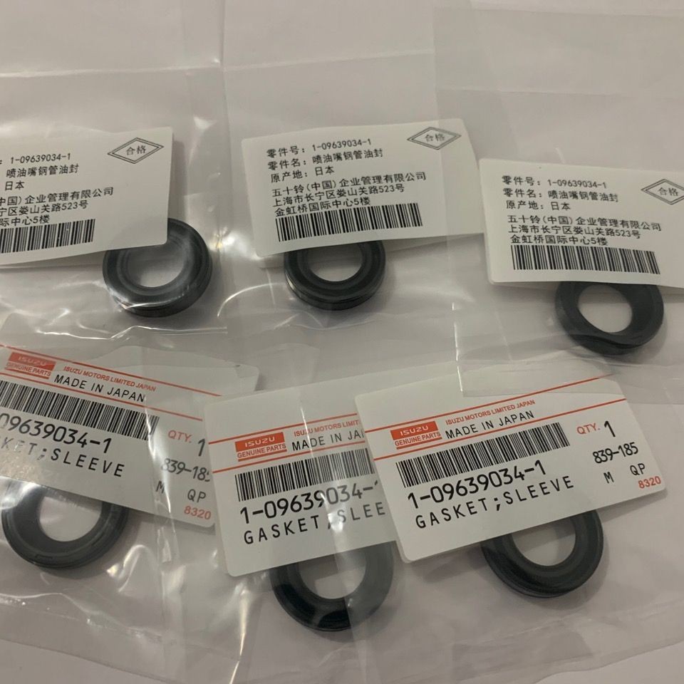 Hitachi Sumitomo 31 4HK1/6HK1 นําเข้าหัวฉีดน้ํามันเชื้อเพลิงซีลน้ํามันปลั๊กแกนไฟ