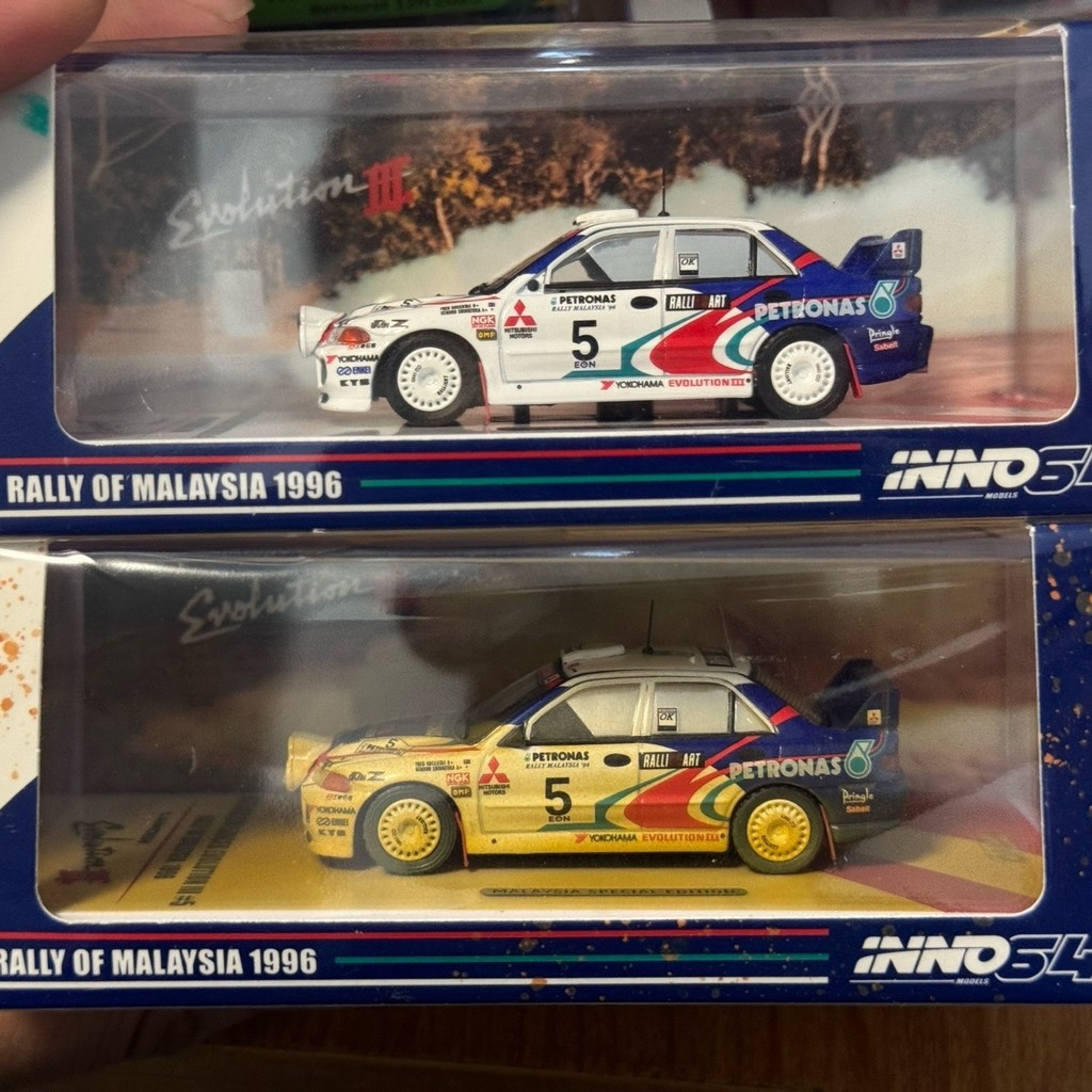 INNO 1: 64 Mitsubishi EVO III 3rd Generation Rally5 Racing Muddy Editionรถรุ่นInno Mitsubishi Lancer