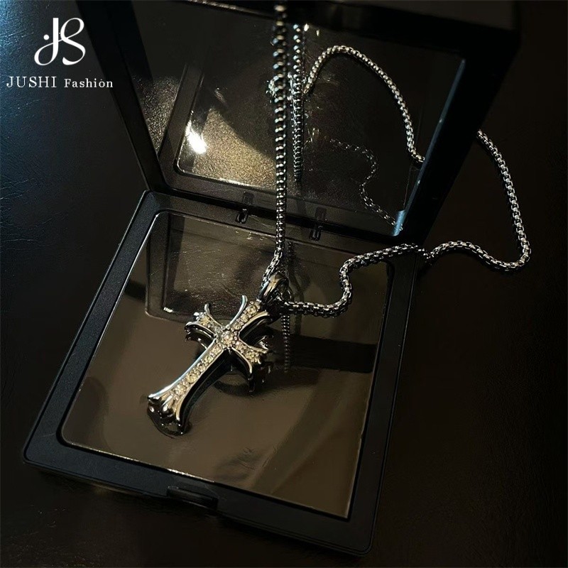 สร้อยคอ JUSHI Gothic Zircon Openwork Cross สไตล์ Y2K ดีไซน์มินิมอลสำหรับผู้หญิง พร้อมให้เป็นของขวัญพิเศษ