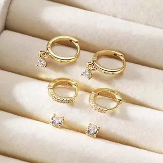 Vnox ชุดต่างหู 3 คู่สําหรับผู้หญิงต่างหูสตั๊ดโคลเวอร์สี่ใบ Huggie Earrrings ต่างหูห่วงเล็ก