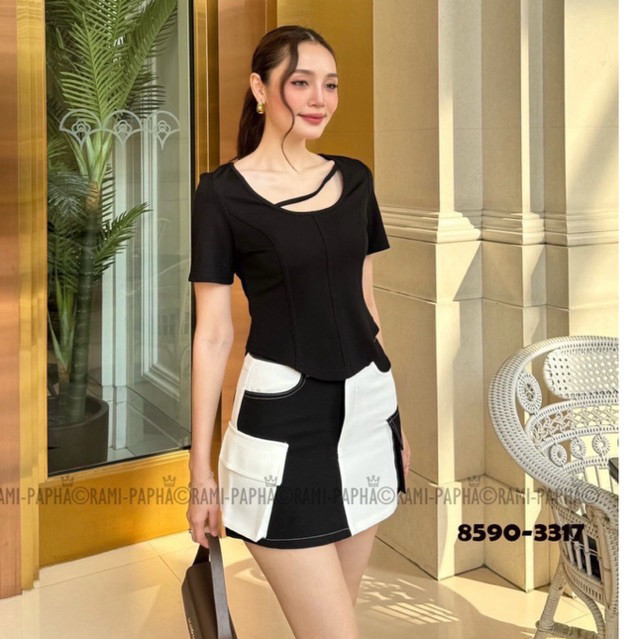 พร้อมส่ง XS-L⚡️RM 8590 เสื้อสีดำ+กระโปรงทูโทนดำตัดขาว ดีเทลเก๋