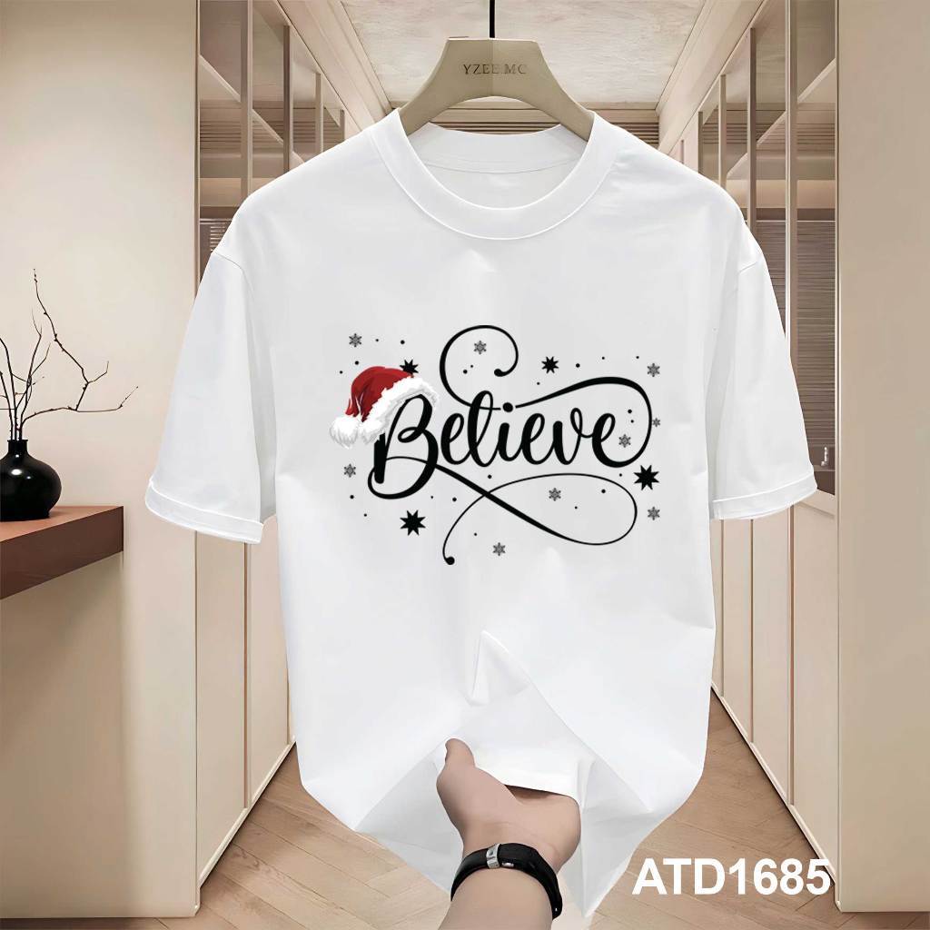 เสื้อยืดผู้ชายแบรนด์ท้องถิ่นคอกลมกว้าง ผ้าคอตตอนเท่ๆ ATD1685 Miucho Iconic ในกราฟิก