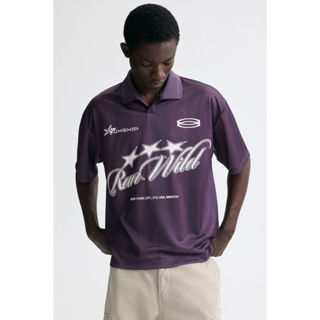 H&M(เอชแอนด์เอ็ม) เสื้อเชิ้ตฟุตบอลทรงหลวม Men Loose Fit Foot…