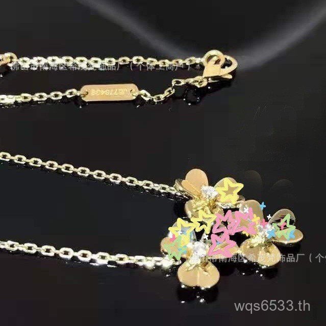 สร้อยคอกลอสคลีเวอร์เงินสเตอร์ลิงชุบทองคำ 18K ของขวัญสำหรับคนพิเศษ NSM5