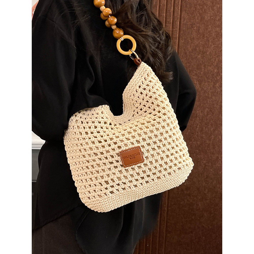 lyn แบรนด์ Designer Casual Lazy สไตล์ กระเป๋าผู้หญิงสำหรับวันหยุดและชายหาด แบบไหล่และMessenger 2025