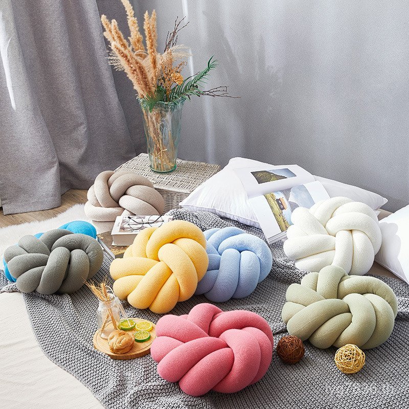 หมอน Nap Knotted พร้อมไม่รวมภาษี Core Ashida Home BK75