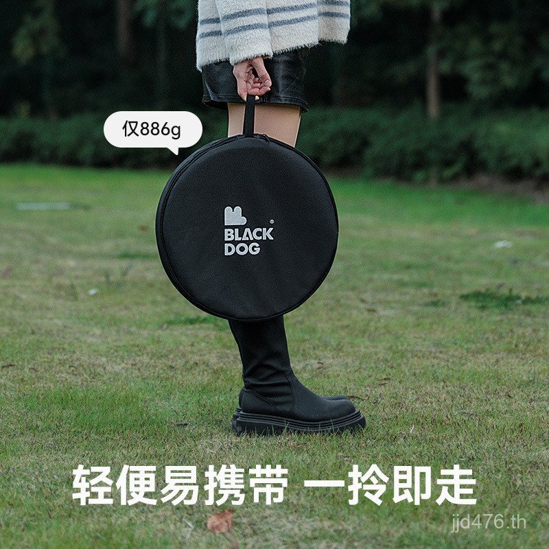 น้ําหนักเบาด้านข้างตารางพักผ่อนกลางแจ้ง Blackdog แบบพกพาขนาดเล็กรอบตาราง Camping สีดําสุนัขชาตารางโค