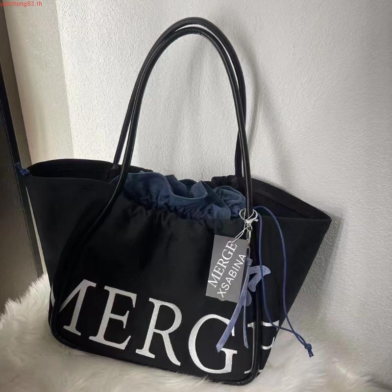 【สินค้าพร้อมส่ง】💯แท้ MERGE A DAY/Merge กระเป๋า official กระเป๋าถือ สะพายข้าง