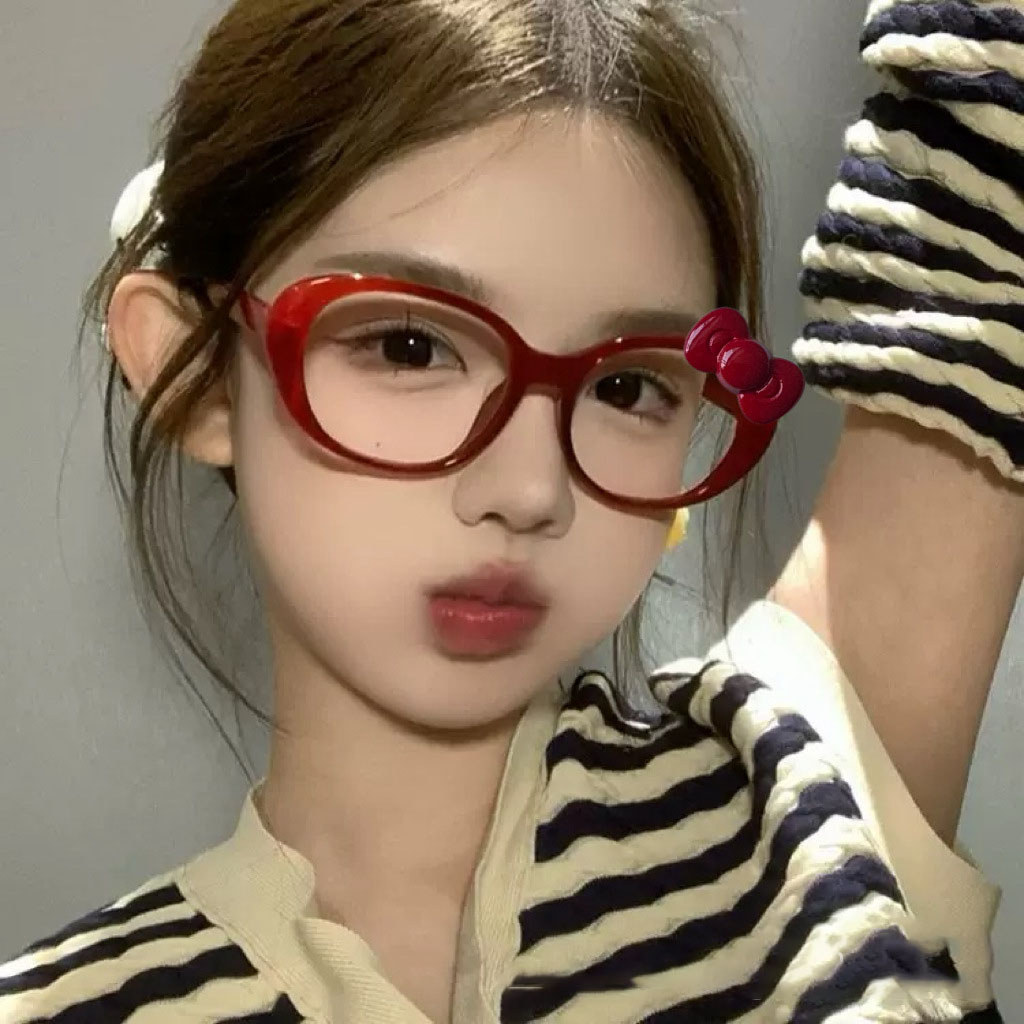 แว่นกันแดดทรงกลมสีแดง ดีไซน์น่ารัก สำหรับแฟชั่นในวันsole