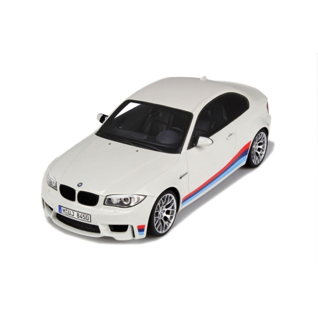 GT Spirit 1/18 宝马 1M E82 White Pack Perfomance 全新
