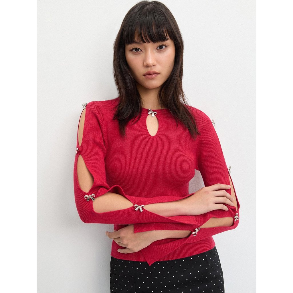 [Pomelo] เสื้อแต่งเว้าดีเทลอะไหล่โบว์ / Keyhole Bow Detail Top