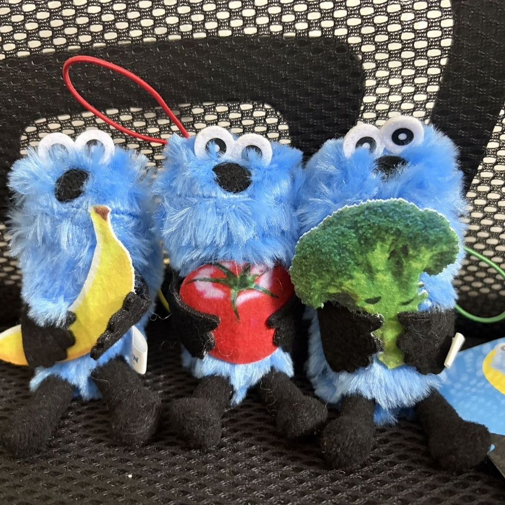 PUPPET SUNSUN Sesame Street PUPPET Susu ผัก Mupets มะเขือเทศกล้วยกระเป๋าจี้สามประเภท