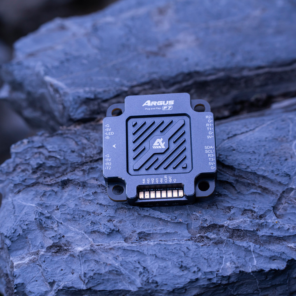 Cooling mainflying FPV ผ่านเครื่อง ARGUS อลูมิเนียมทั้งหมดเครื่องบินชุด ARGUS F7 ควบคุมการบิน 3IQV