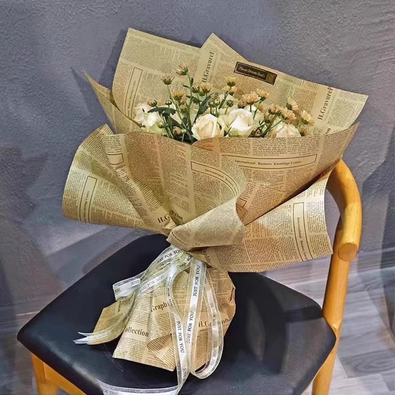 กระดาษห่อช่อดอกไม้ 40แผ่น กระดาษคราฟ ลายหนังสือพิมพ์ตรง 50*70cm กันน้ำ ใช้ได้ทั้งดอกไม้สดและดอกไม้ประดิษฐ์ - รูปที่ 6