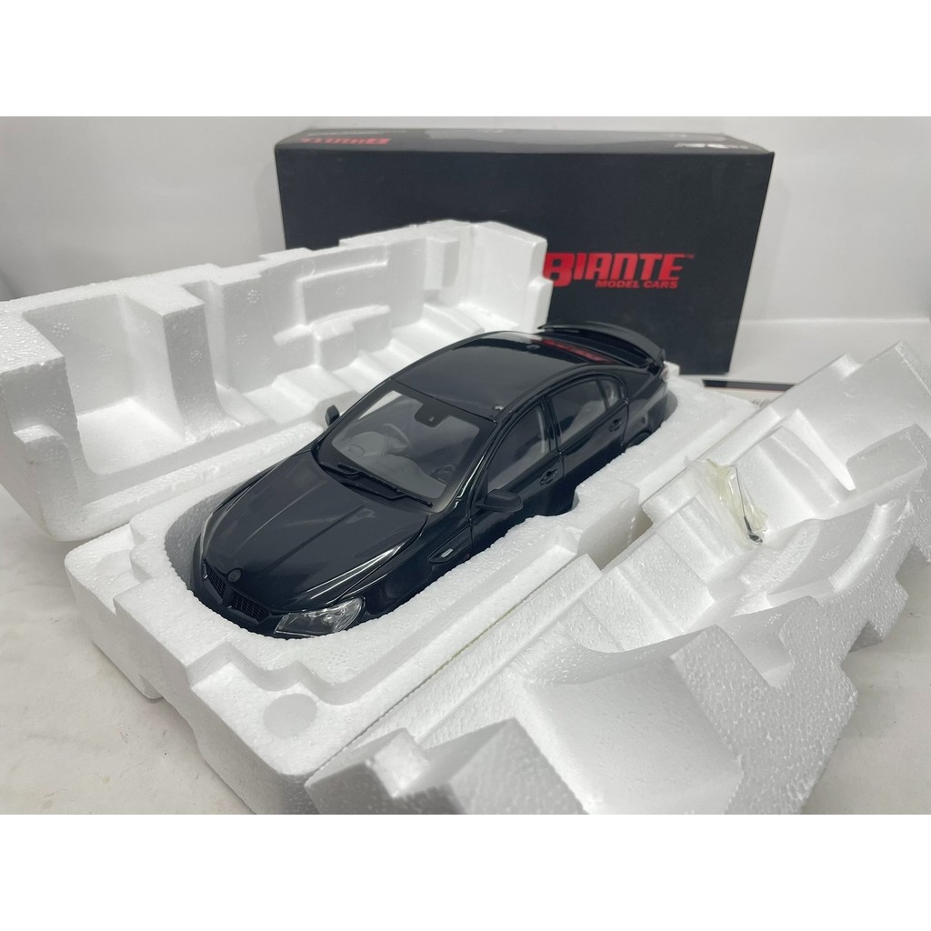 Biante 1/18 Holden Holden HSV GTSR W1 สีดํากระเป๋าเดิมยี่ห้อรูปลักษณ์ใหม่ซื้อเสมอในกล่องไม่มีเล่นไม่