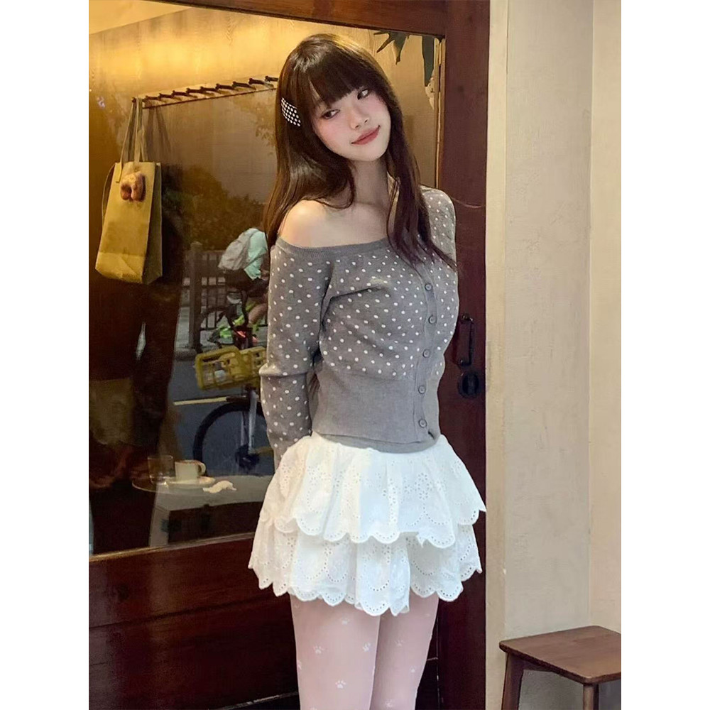 <Moses Queen> เสื้อคาร์ดิแกนถักลายจุด ไหล่โชว์ สำหรับฤดูใบไม้ร่วง แขนยาว กระชับตัว ดีไซน์ไหล่เฉียง สไตล์น้อยนิยม ราคา ถูกที่สุด ดีลบีเคเค แกลเลอรีภาพที่ 4