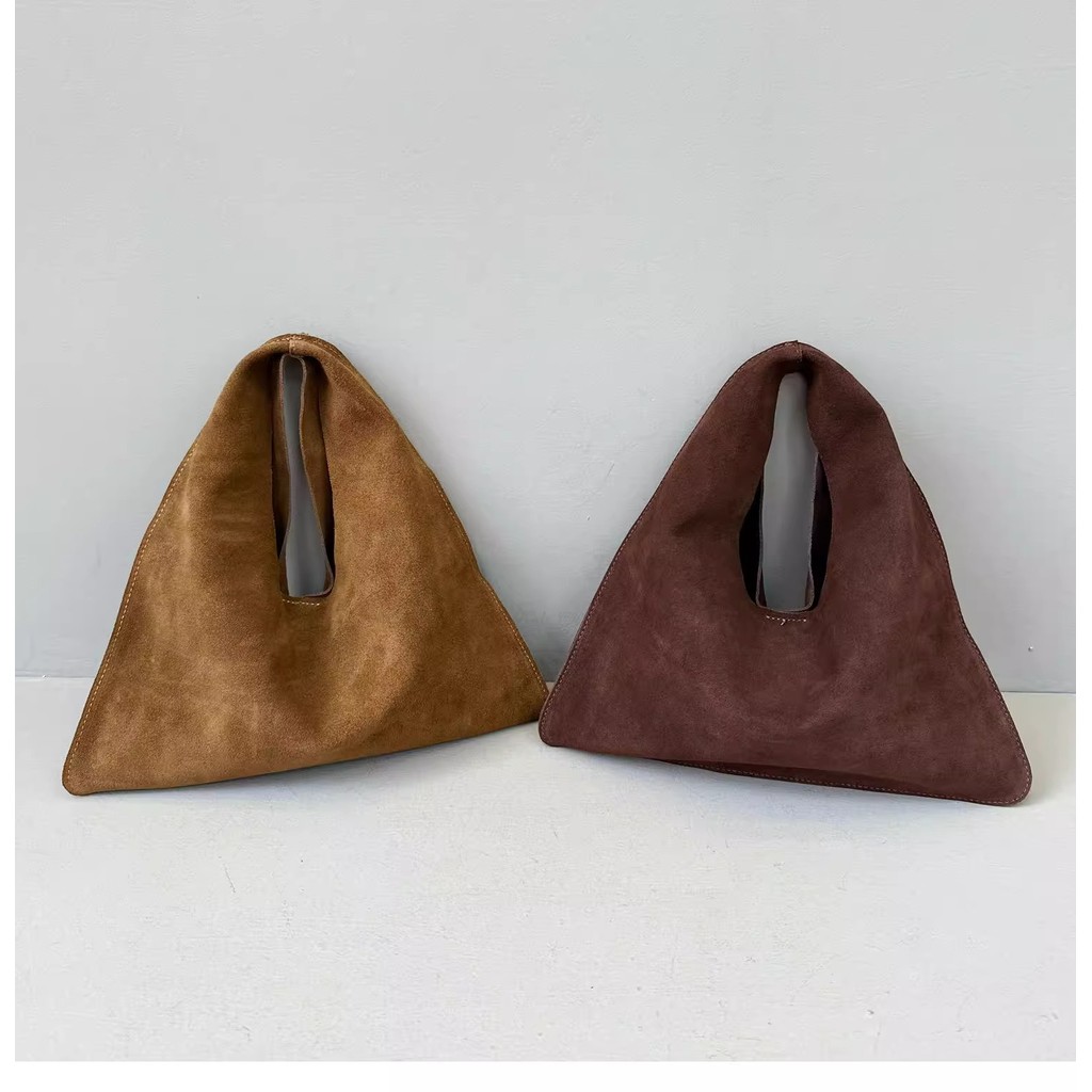 [SR-STUDIO] กระเป๋าสามเหลี่ยมหนังแท้สำหรับผู้หญิง HVFP