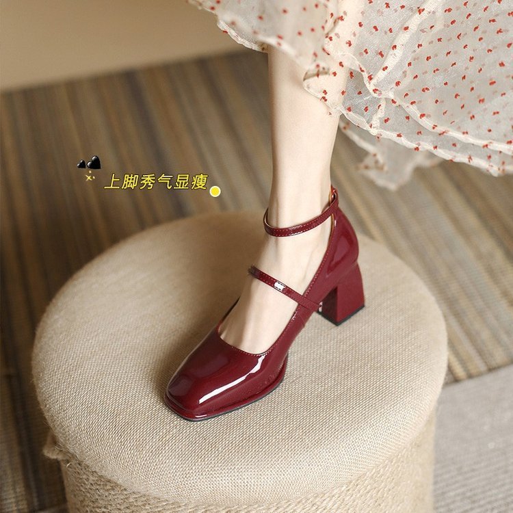 Vintage Chunky Heel Patent Leather Single Shoes Leather Shoes High Heel Red One-Strap Buckle Shoes