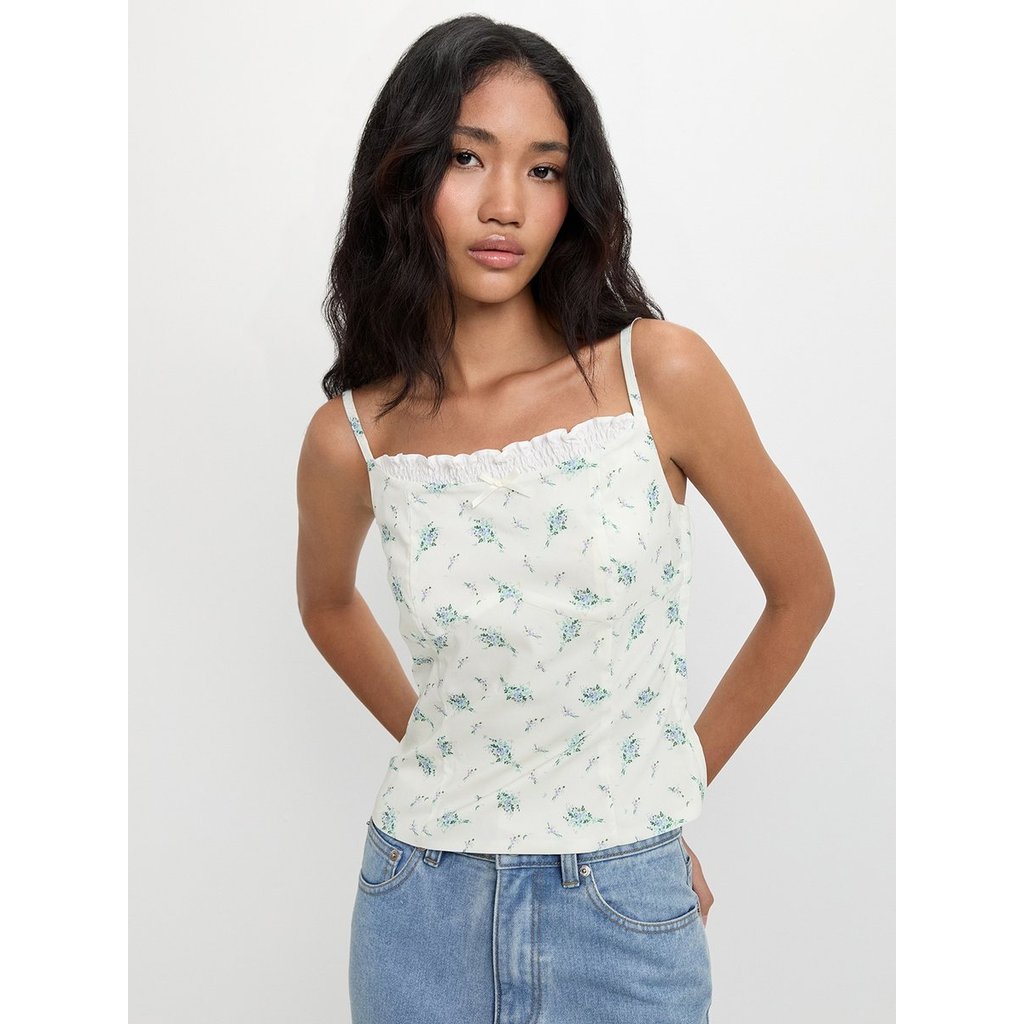 [Pomelo] เสื้อลายดอกไม้ขอบแต่งระบาย / Floral Ruffle Trim Camisole