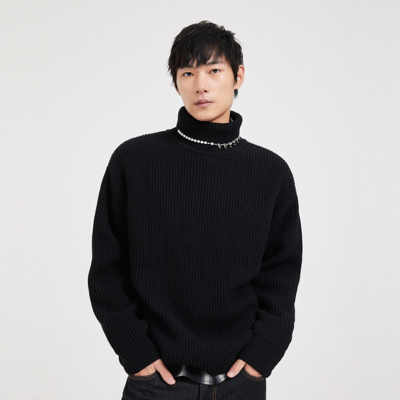 Kabin เสื้อกันหนาวแขนยาวลำลอง คอลีนีckt ออกแบบมาอย่างเรียบง่ายและหรูหรา เพื่ออุ่นใจในฤดูหนาว