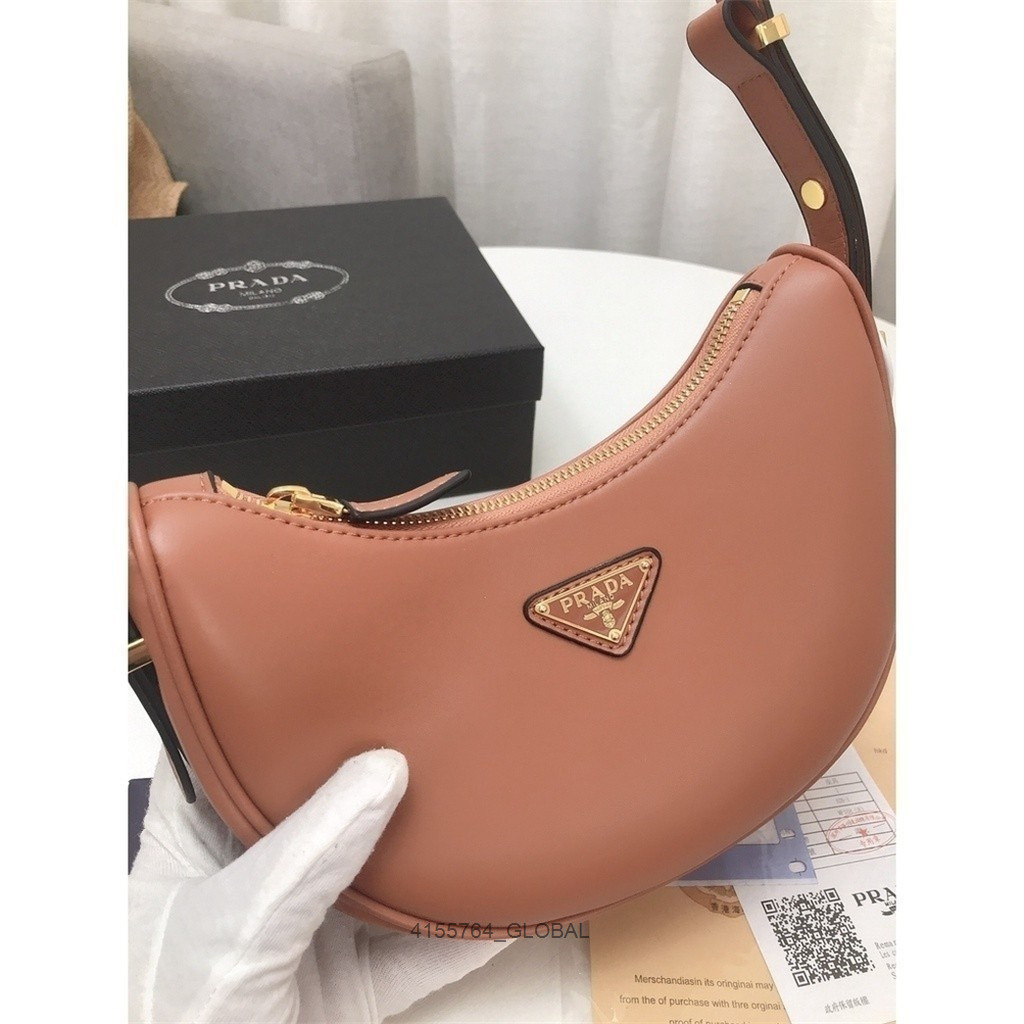 แฟชั่น 直 แฟชั่น 直 100% สินค้าใหม่ 1:1 P-shoulder กระเป๋าถือกระเป๋าสตรีพร้อมกล่อง P1260 T7XE 0c9 666