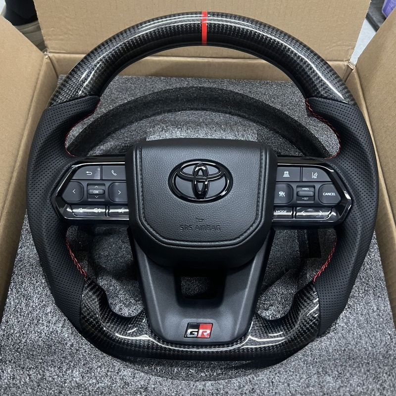 Toyota GR พวงมาลัยคาร์บอนไฟเบอร์แท้ LC300 พวงมาลัยเก่าใหม่ Cool Luzawa Domineering คาร์บอนไฟเบอร์พวง